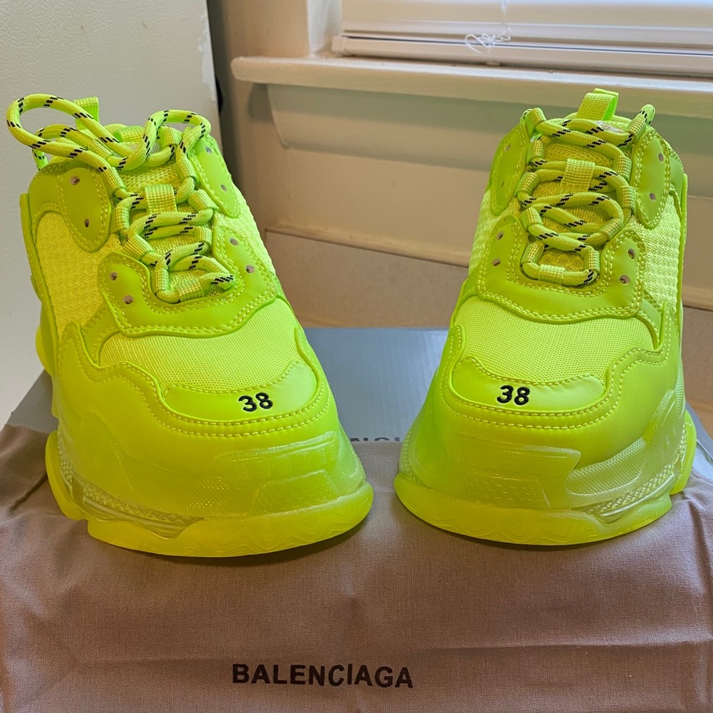 Balenciaga Triple S Women’s